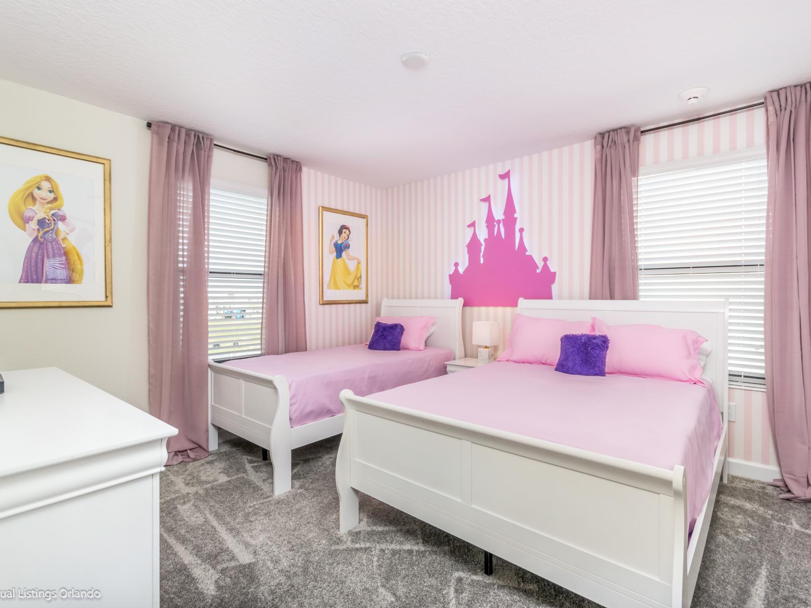 Disney princess themed bedroom of the home in Kissimmee Florida - Features a double bed and a single bed - Bedroom with a cozy ambiance, blending comfort and aesthetics