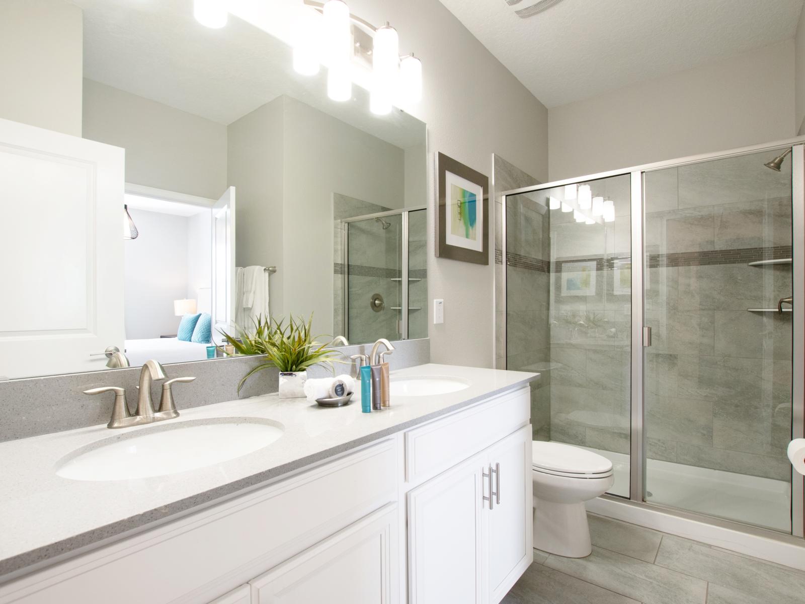 Experience pristine luxury: Our spotless bathroom sets the standard for cleanliness and comfort.