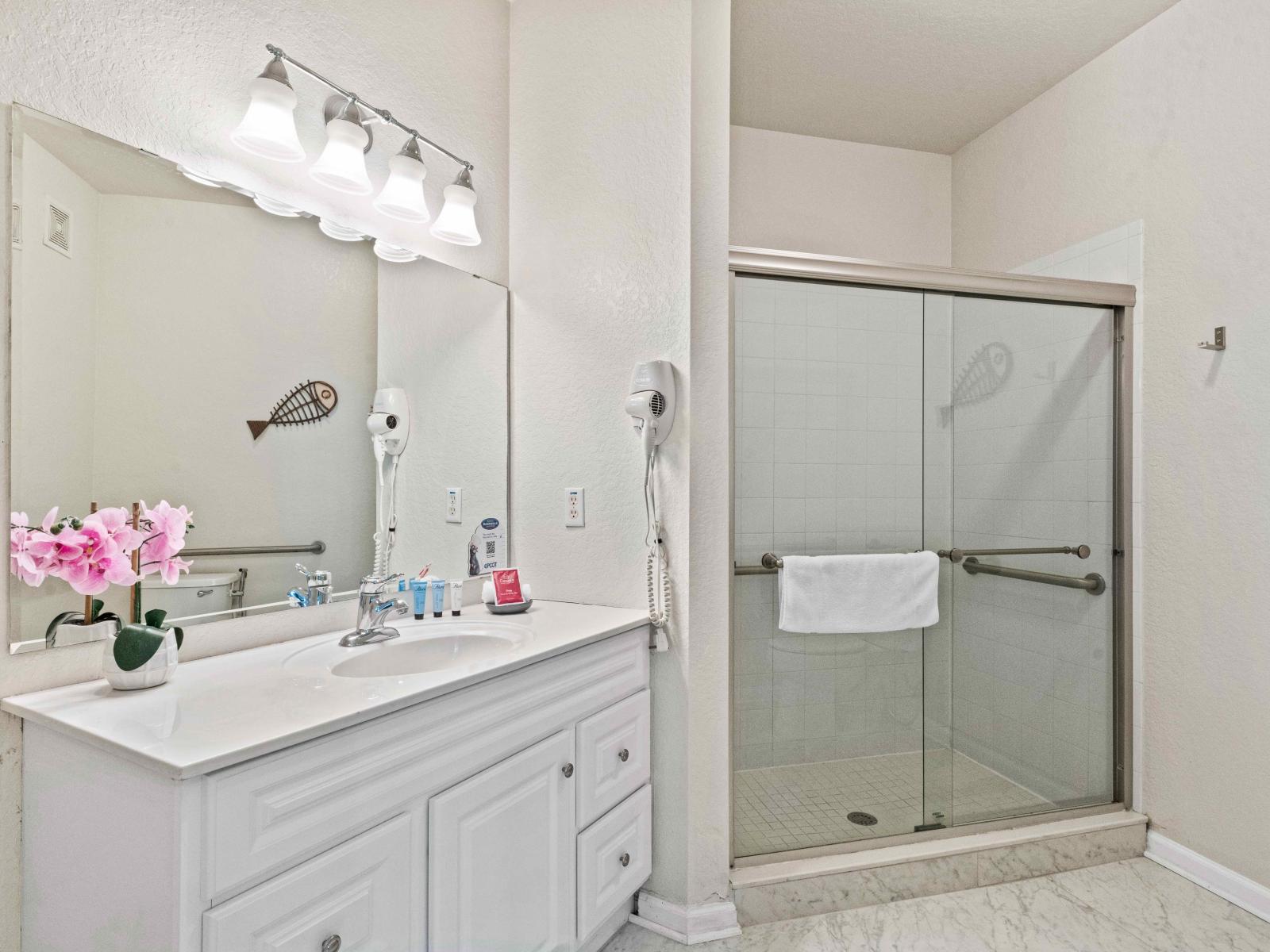 Main bathroom with a walk-in shower