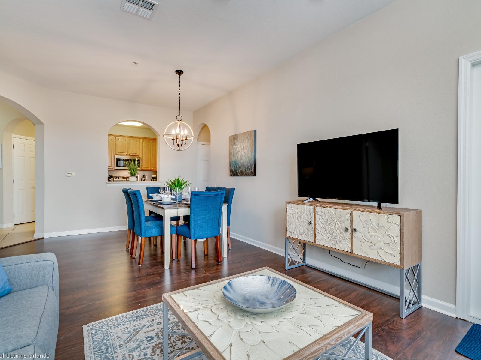 Step into our vintage-inspired living area, meticulously designed for comfort and style. Whether you're spending quality time with family or hosting gatherings with friends, this inviting space is the perfect hub for bringing everyone together.