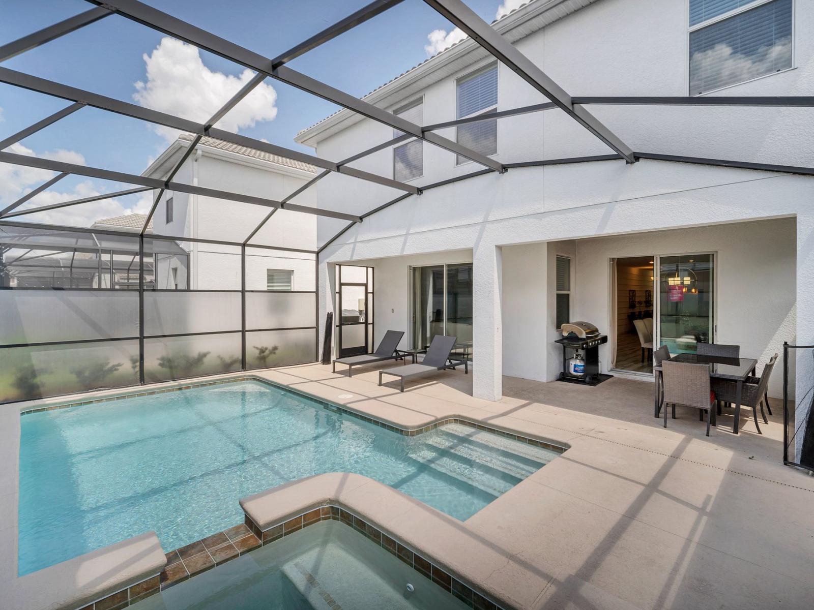 Refresh yourself in your own private pool or enjoy the spacious outdoor patio space. It is very perfect for entertaining, featuring a private splash pool, plenty of outdoor seating and sun lounger chairs.