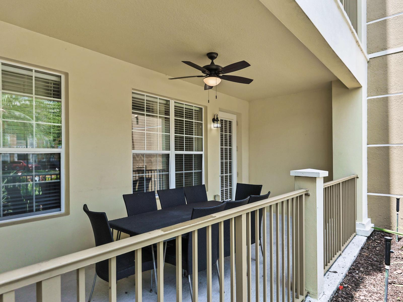 Balcony with an outdoor dining