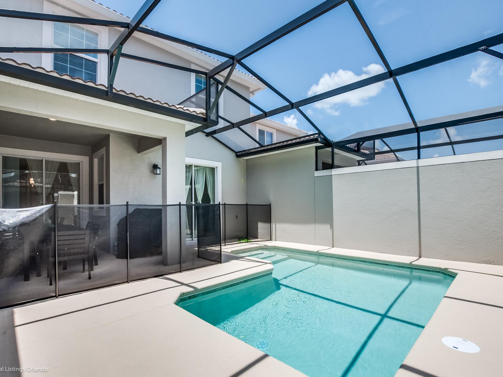 Stunning private pool of the townhouse in Kissimmee Florida - Relax by the shimmering poolside oasis - Dive into a refreshing poolside escape - Lounge in tranquility by the sparkling waters