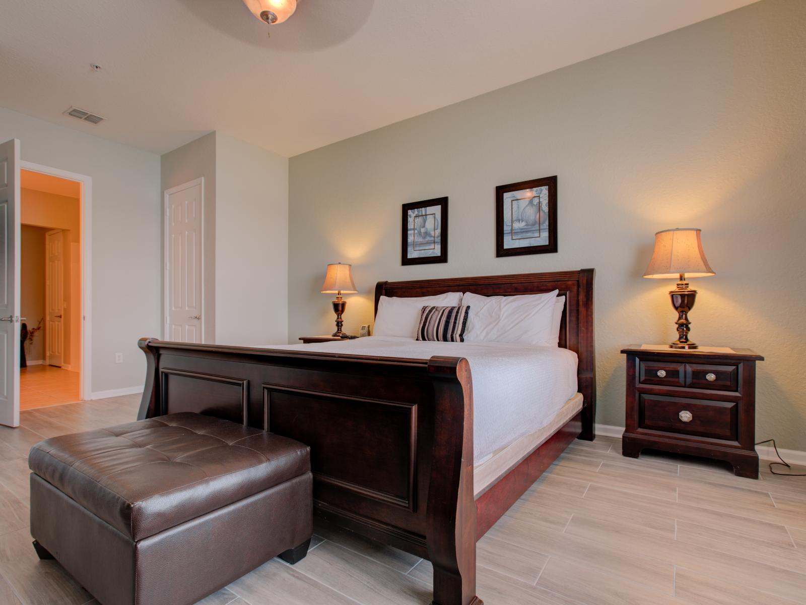 This bedroom offers a cozy bed, perfect for accommodating guests. This room provides a comfortable and private retreat for relaxation after a day of adventure.