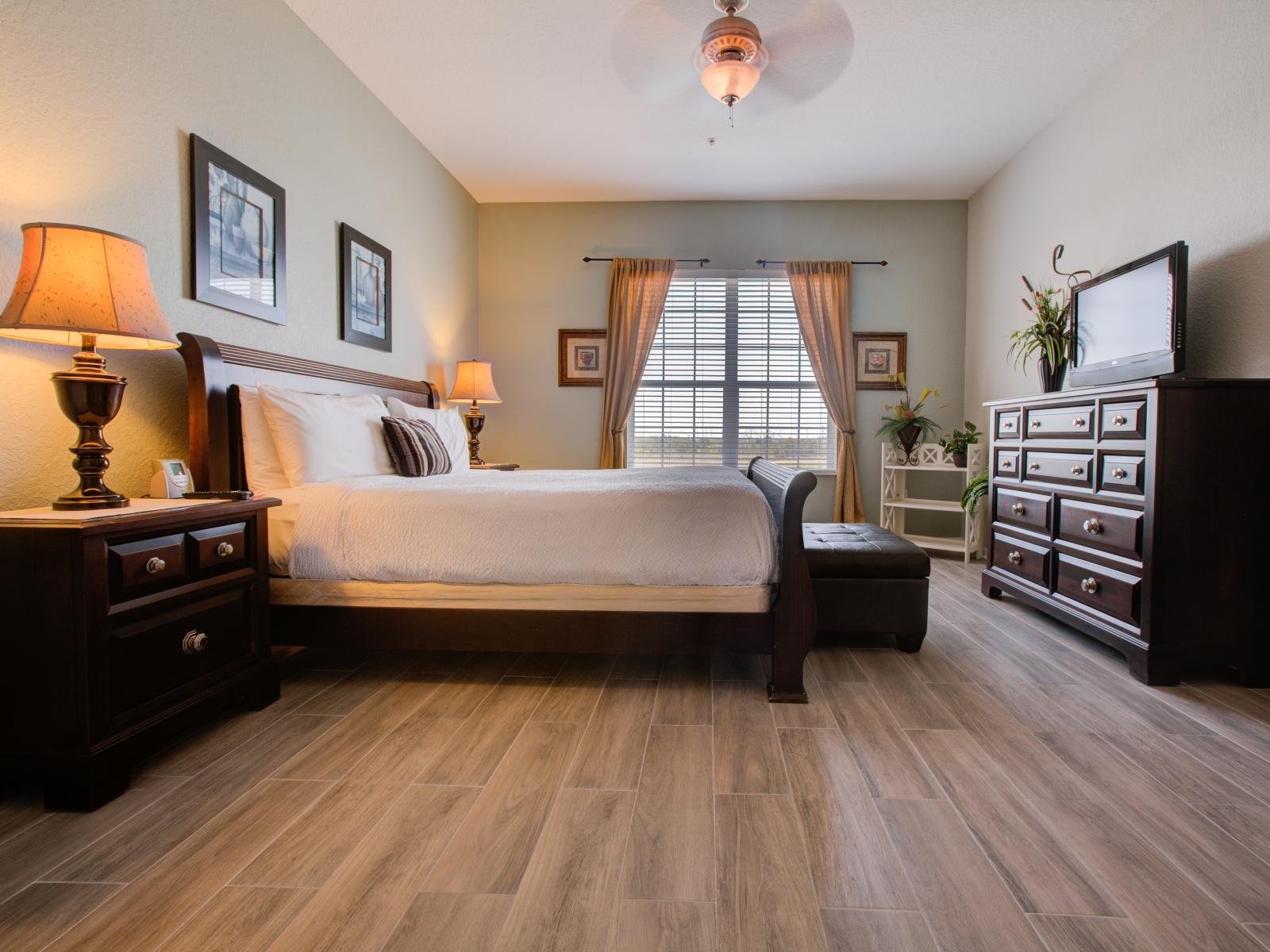 This bedroom exudes tranquility, creating a peaceful and inviting atmosphere for rest and relaxation.