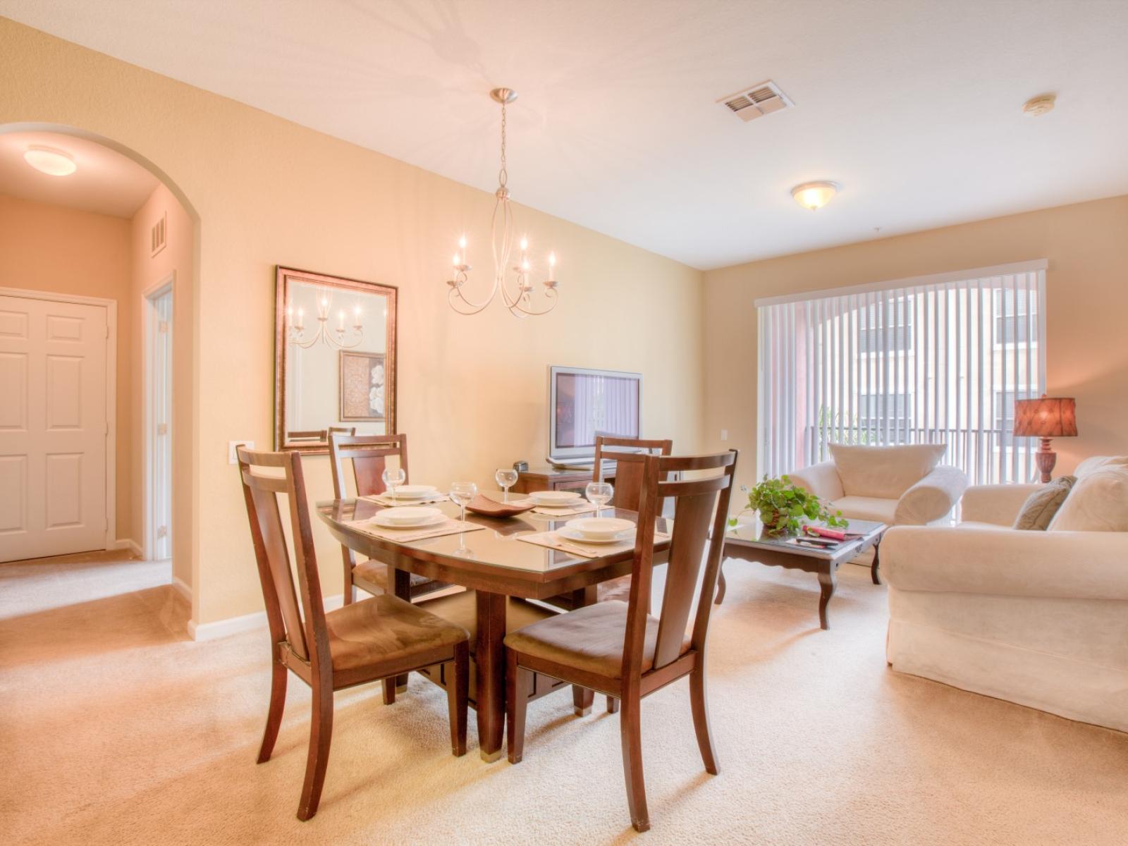 Lovely Dining Area of the Apartment in Orlando Florida Near Disney - Chic dining area featuring a stylish furnish - Gather the family for a memorable feast in our spacious dining area - Designed to accommodate 4 persons