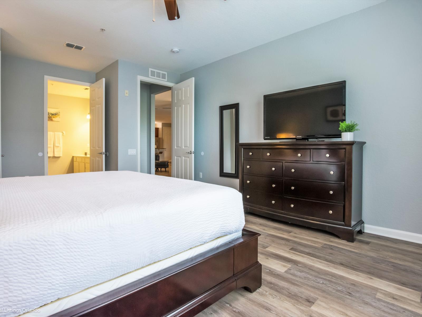 Connected Comfort: Step into our bedroom, equipped with a Smart TV and ensuite bathroom, offering a seamless blend of modern convenience and relaxation