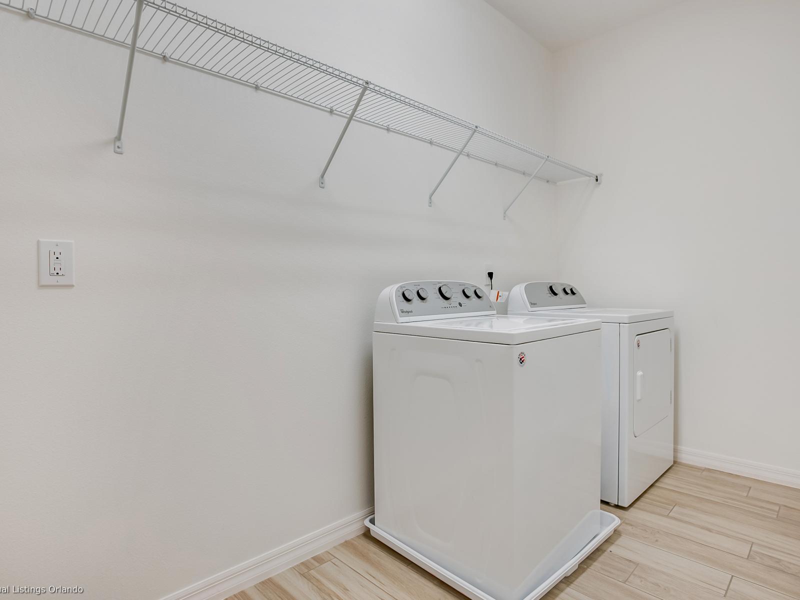 Laundry room of the Villa for in Florida - With washer and dryer - Convenience at you fingertips