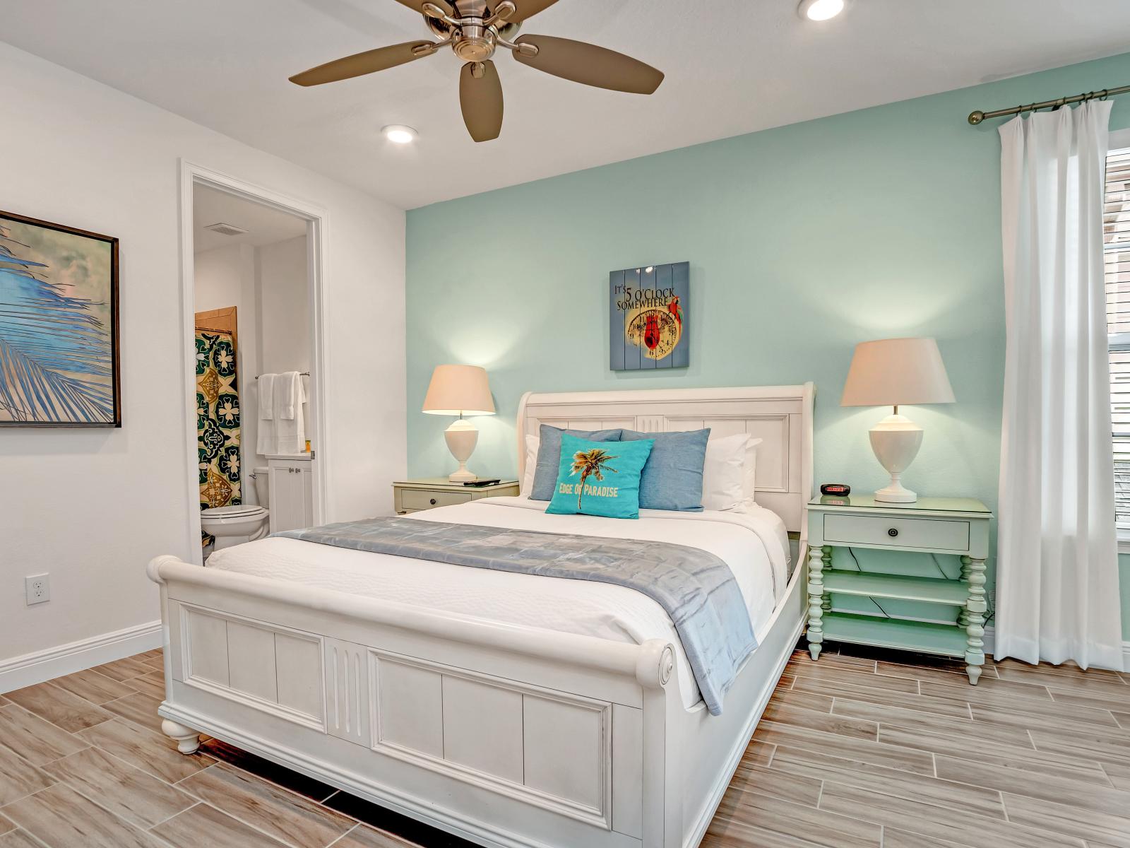 Alluring bedroom of the cottage in Kissimmee Florida - Step into refreshing vibe bedroom - Crisp décor and serene ambiance await to rejuvenate your senses