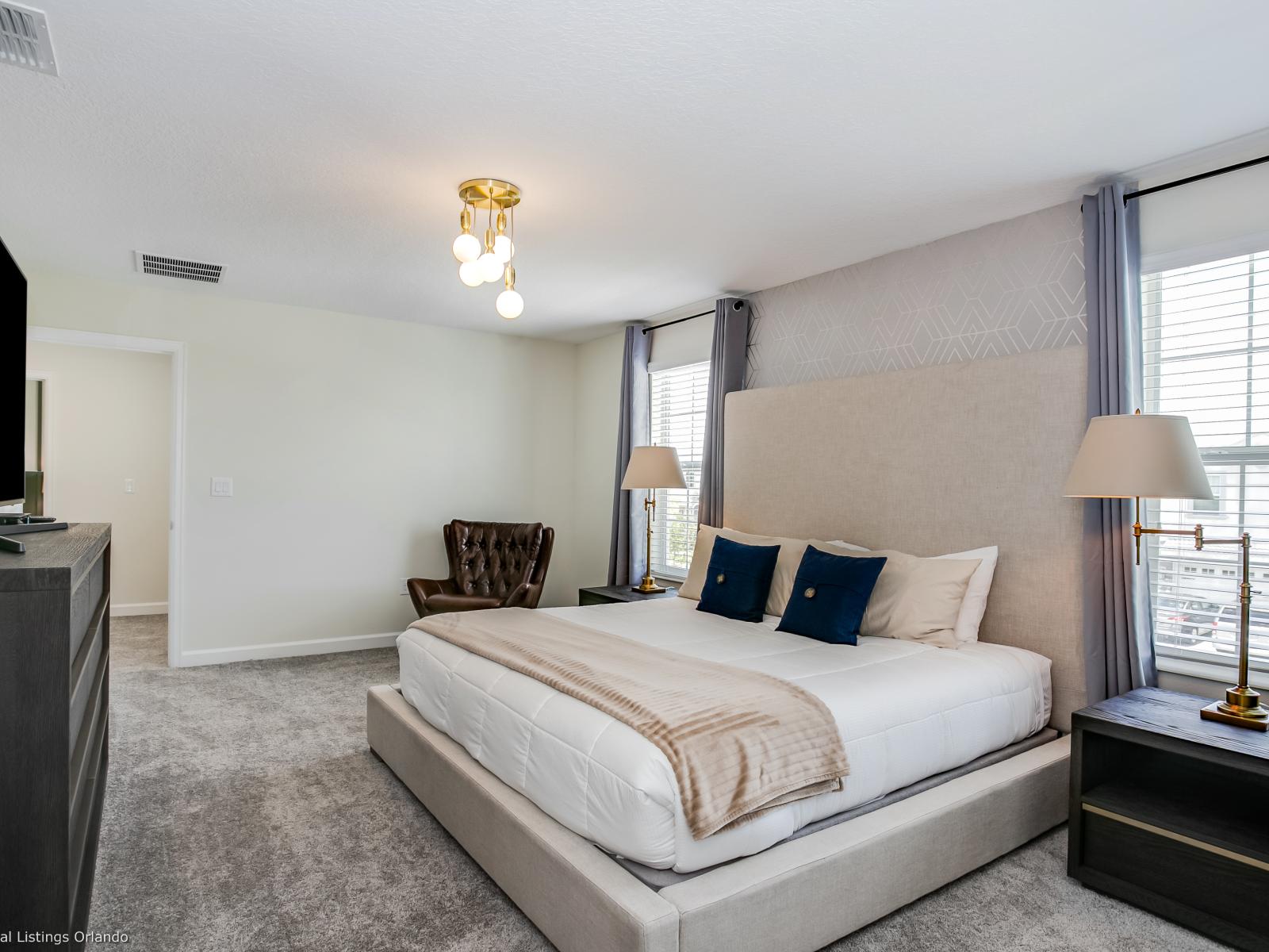 - Magnificent Bedroom of the Home in Florida - Spacious layout and sumptuous bedding - Plenty of space for relaxation and ensures a restful night's sleep in style - Smart TV and Netflix - Modern and stylish decor that complements the space