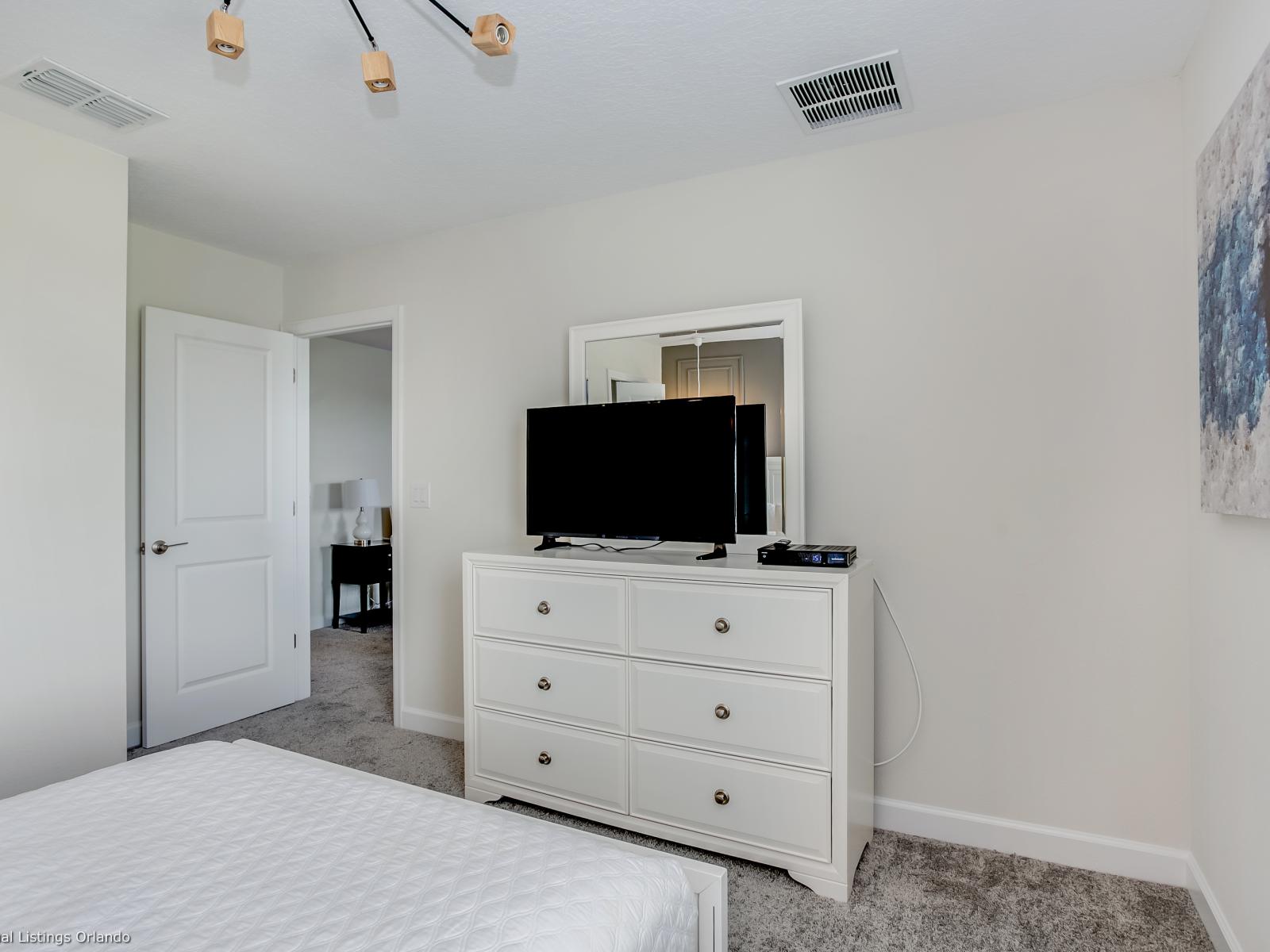 - Plush Bedroom of the Home in Florida - Modern amenities and a relaxed atmosphere - Smart TV and Netflix - Thoughtfully designed for comfort and style