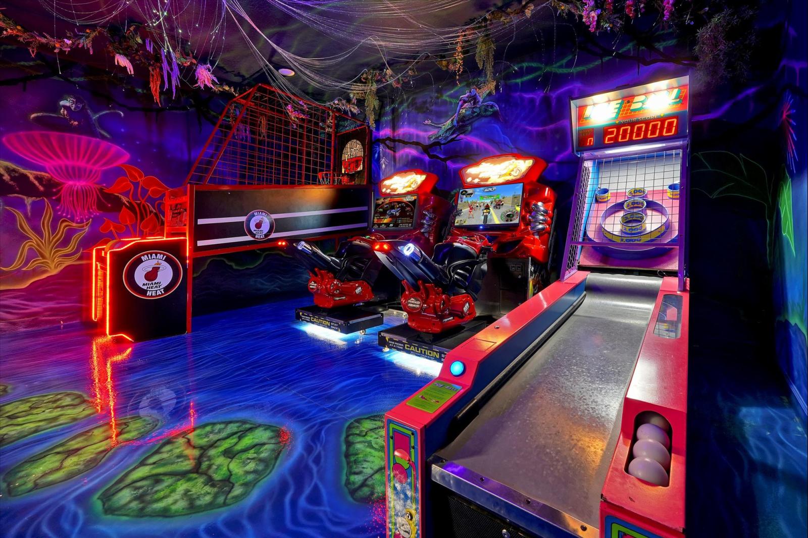 *NEW* Game Room / Air Hockey, Moto-Bikes, Skee-Ball, Basketball