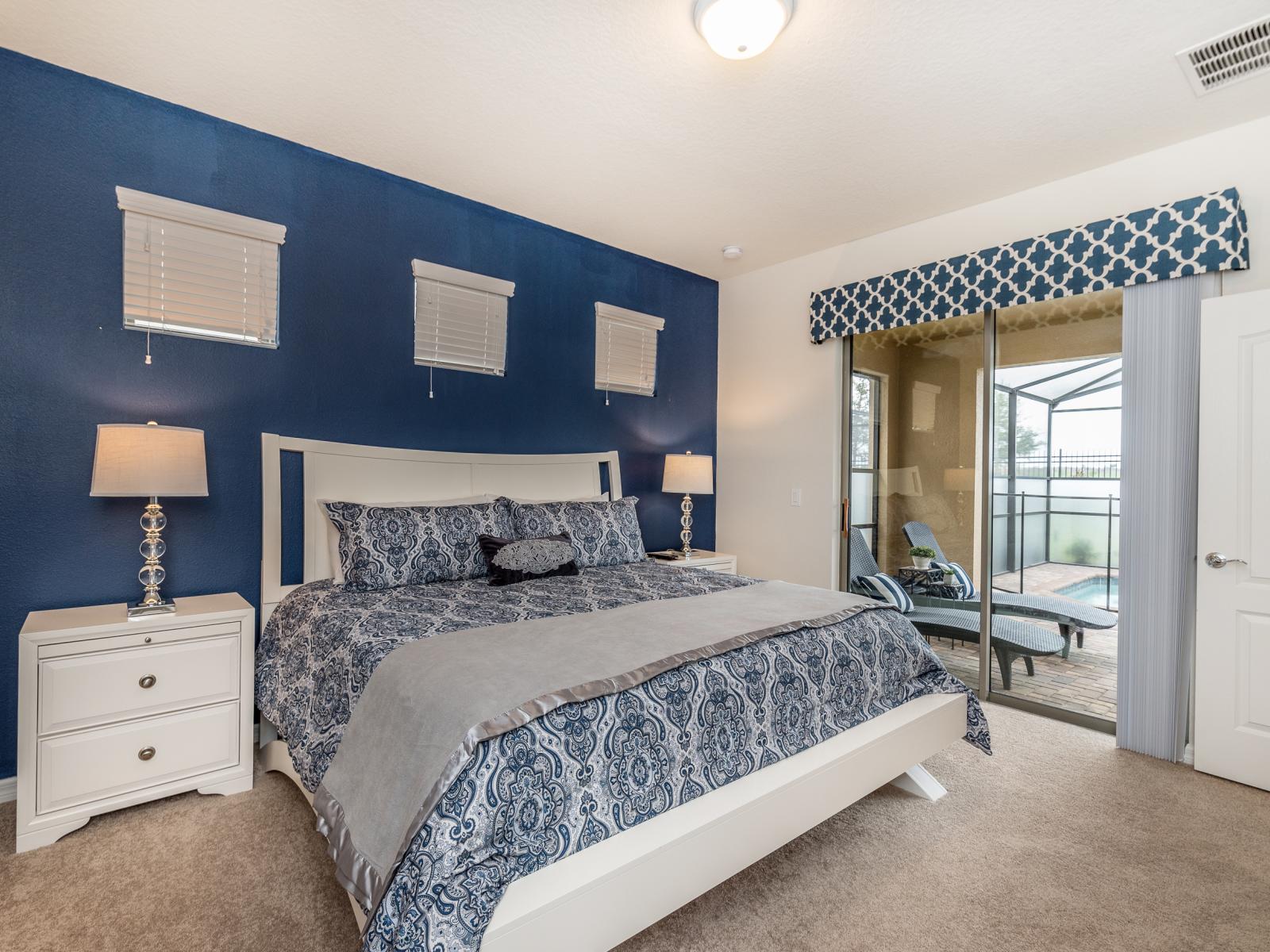 This bedroom, enhanced by an accent wall, exudes magnificence and charm. A regal retreat where every detail contributes to its allure, promising nights of enchantment and dreams that soar.