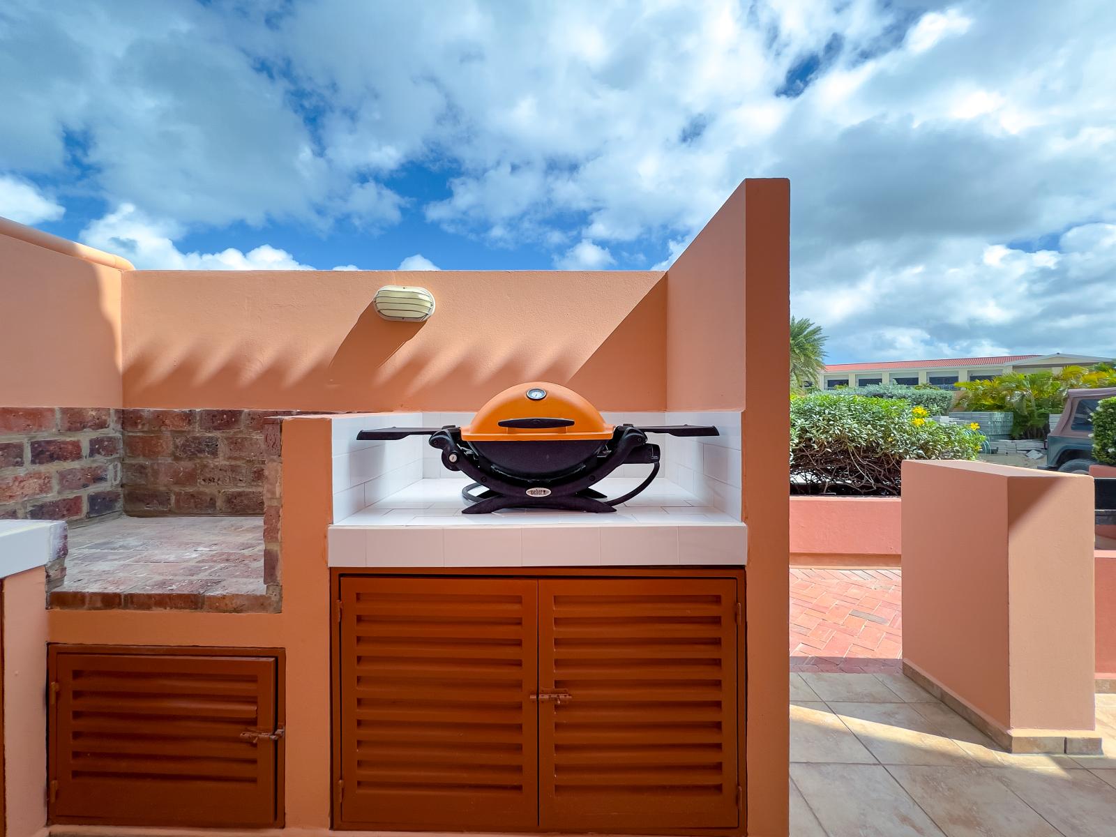 Private BBQ Grill of the 3BR Condo in Oranjestad Aruba - Alfresco elegance awaits under the open sky - Family and Friends Gathering - Outdoor haven