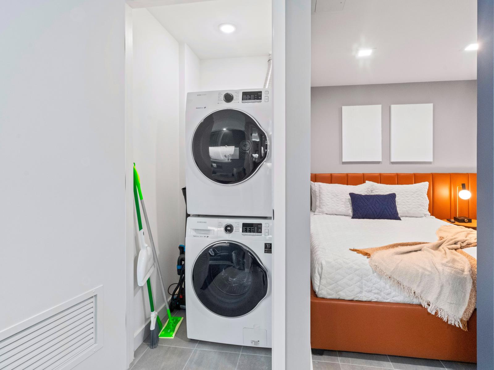 In-unit stacked washer/dryer - This fabulous studio apt. has laundry facilities including a washer and dryer.