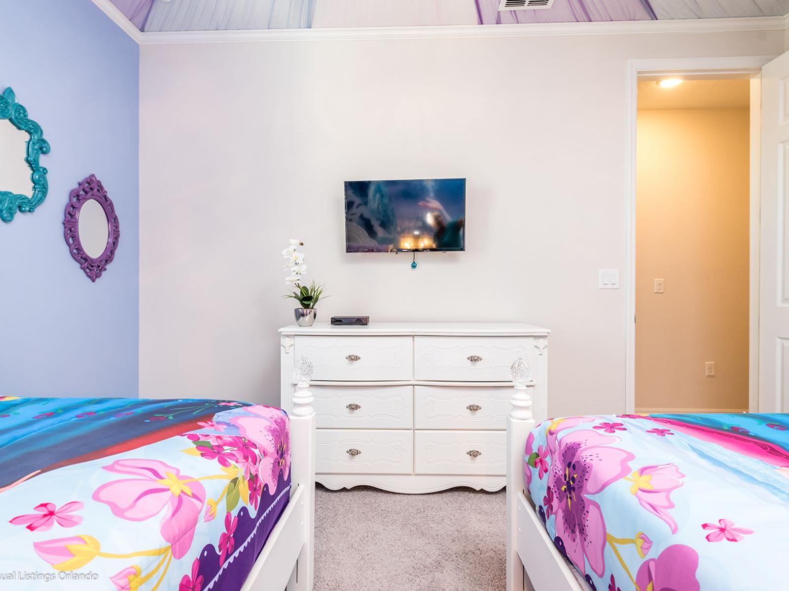 Perfect for little adventurers, this whimsical space promises endless fun and imagination inspired by the beloved Frozen tale.