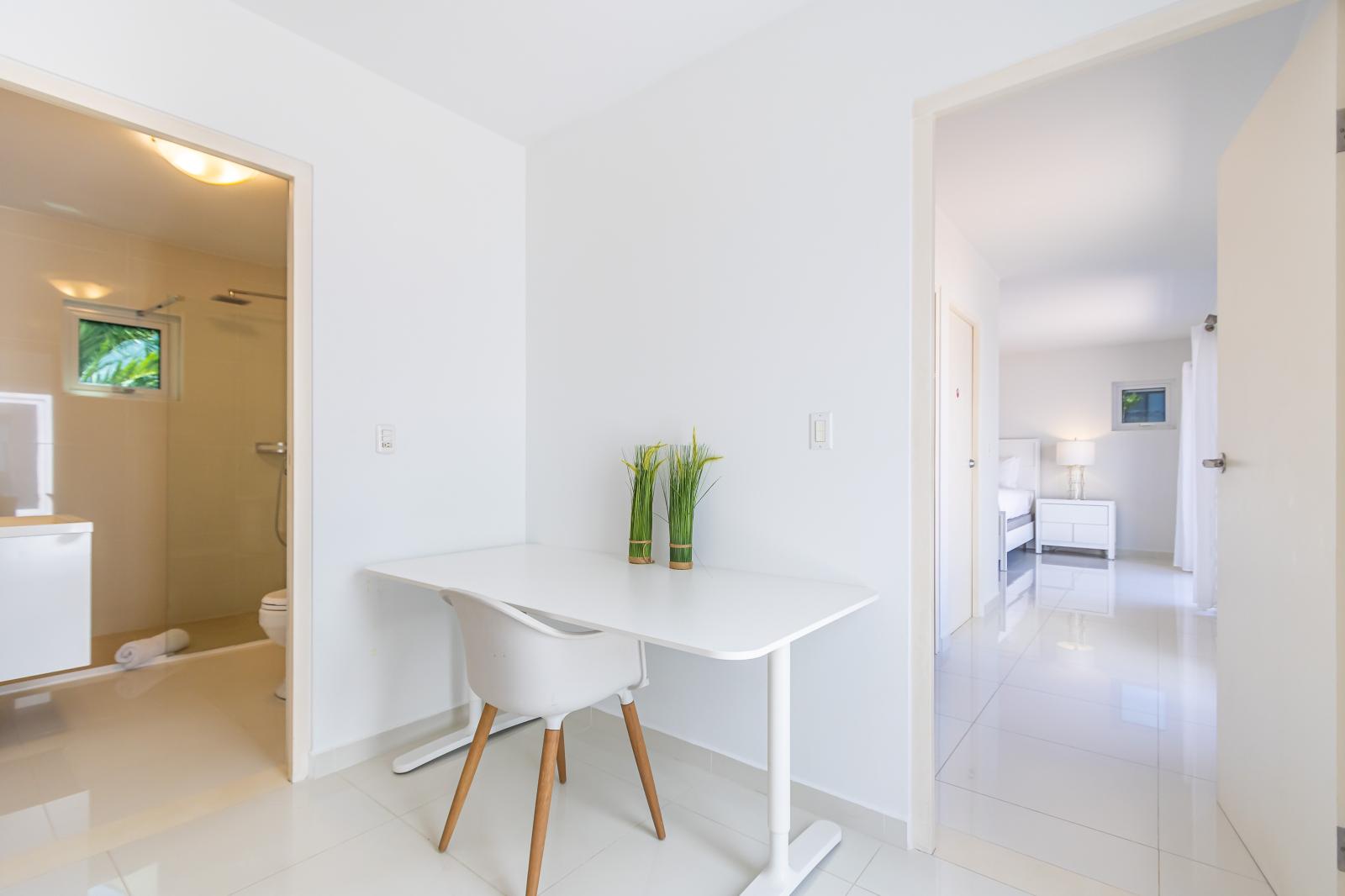 Deluxe Area of the 3BR house in Noord Aruba - Dedicated Work Space - Elegant lighting - Modern Bathroom