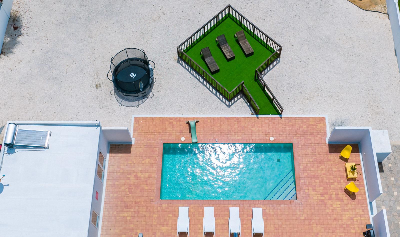 Unleash endless adventures in our sprawling backyard, tailor-made for families with energetic kids. From games of tag to picnics and beyond, let their imaginations run wild in our outdoor wonderland.