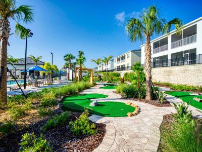 The Retreat Club at ChampionsGate resort mini-golf