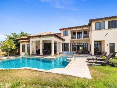 Massive pool villa with golf course and ocean views