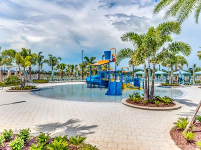 Private Pool! Minutes from Disney World! Near Restaurants!