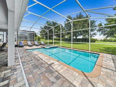 Outdoor Theater, Game Room, Pool + Spa, FREE Waterpark, Sleeps 20!