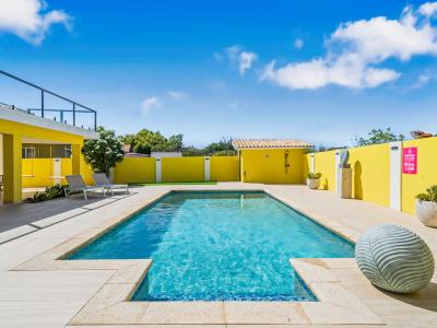 Refreshing private pool