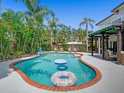 Modern Chic 7-BR w/ Amazing Pool & Gameroom