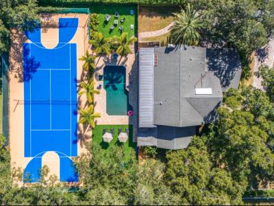 Court Haven Paradise: Your All-In-One Getaway