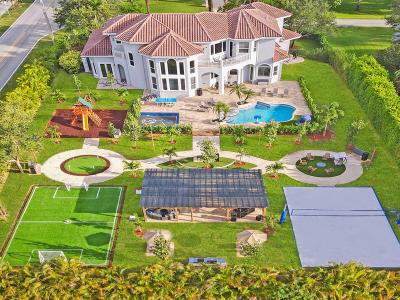 Luxury 8BR with Pool, Basketball & Volleyball!