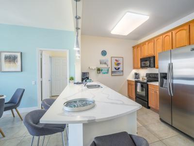 4862 Cayview Ave 408-2