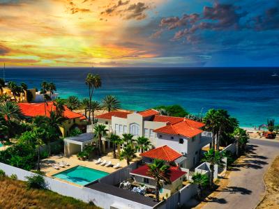 OCEANFRONT Villa w/Private Pool! Boca Catalina Beach