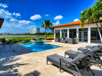 Dive into bliss! Our refreshing pool offers not only a cool retreat but also a stunning view that elevates relaxation to new heights. Immerse yourself in serenity and scenic beauty.