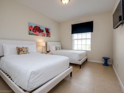 Spacious Bedroom with 2 double bed with Smart TV for entertainment