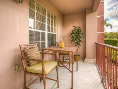 Inviting private balcony of the condo in Orlando - Offers the perfect retreat for peaceful moments and quiet reflection. - Outstanding sitting space - Enjoy the vibrant and refreshing environment - Indulge in spectacular views