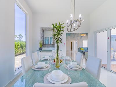 Contemporary Comfort: Immerse Yourself in our vacation home's Modern Interior Design, where Sleek Lines and Chic Accents Create a Stylish Retreat for Your Stay